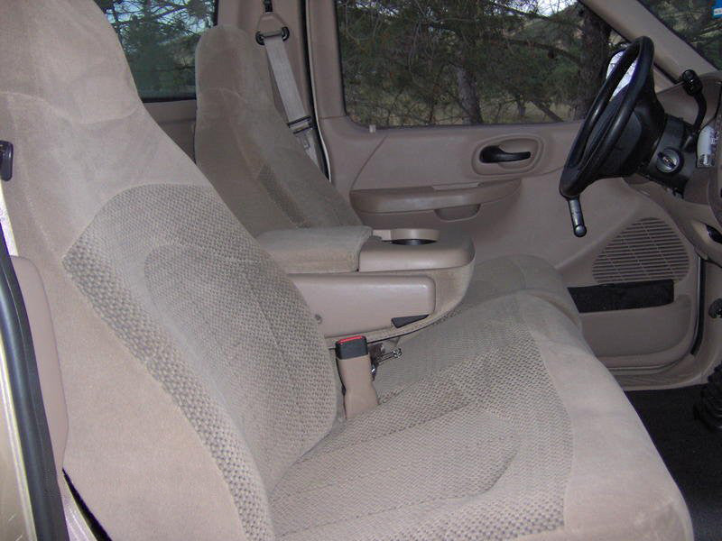 Ford F150/250/350 40/20/40 Front Seats – Sportsman Camo Covers